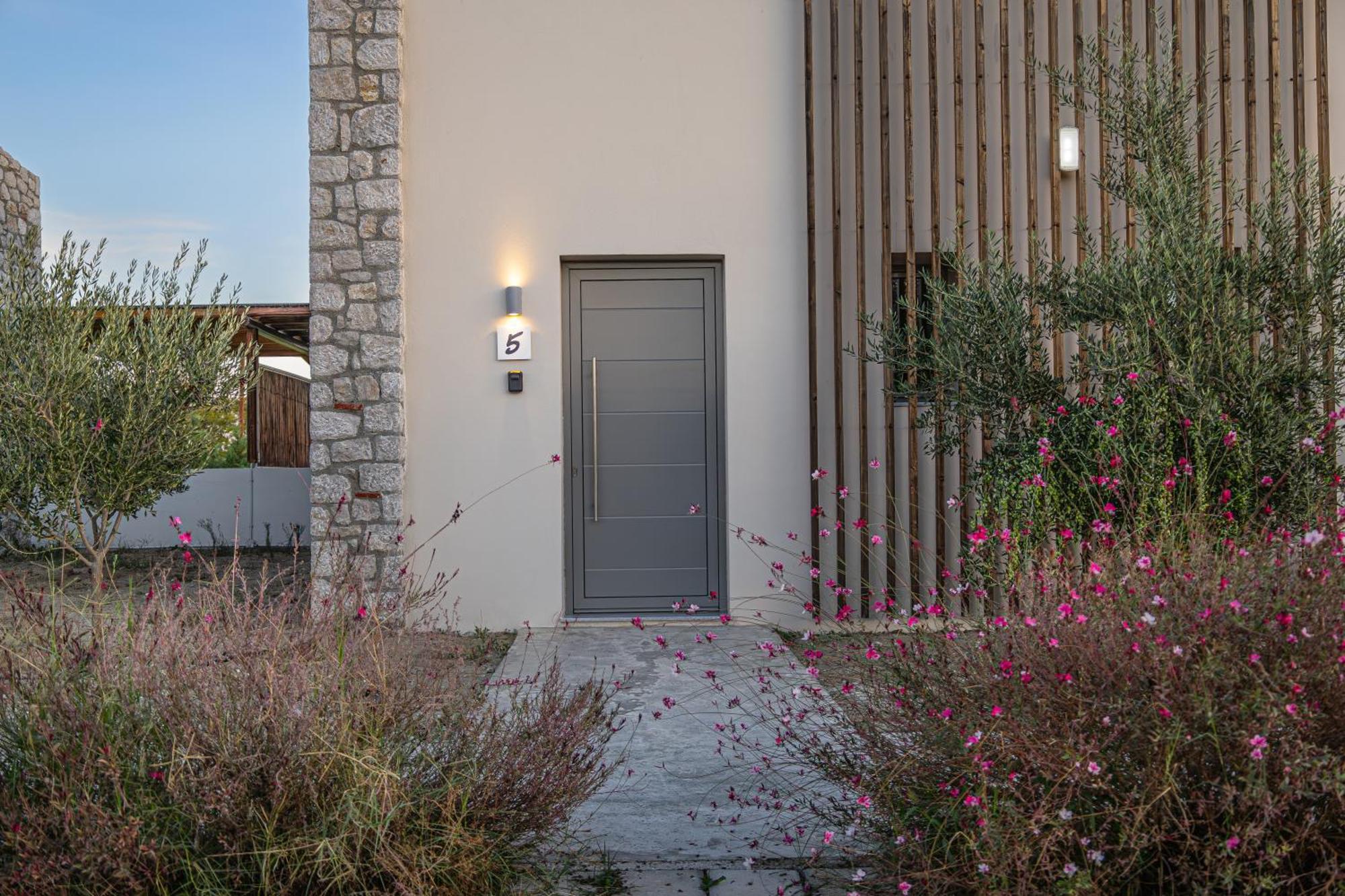 Haraki Luxury Villas Charaki Exterior foto